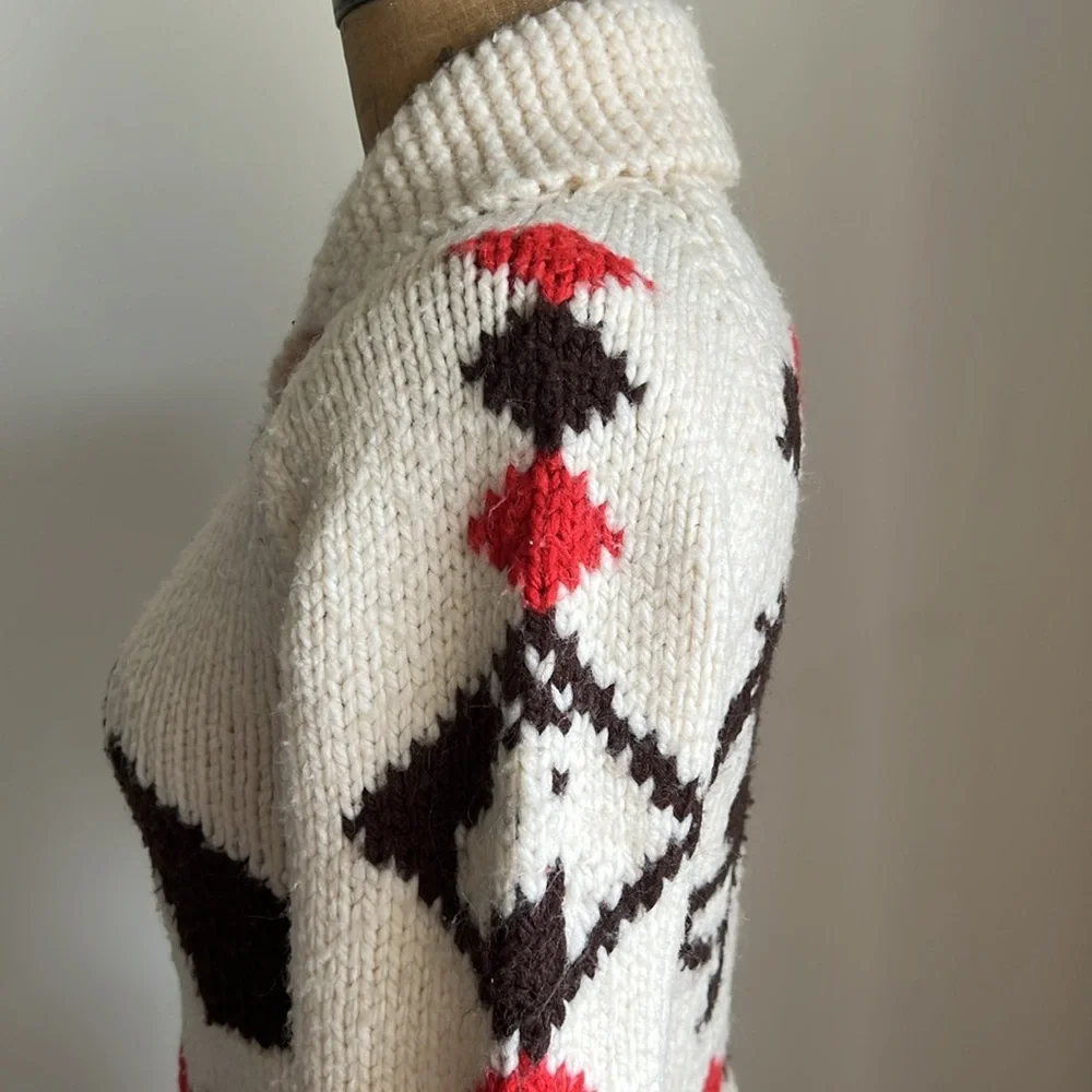 1950’s Vintage Handmade Cowichan Horse Sweater - Picture 14 of 17